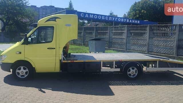 Желтый Мерседес Sprinter, объемом двигателя 2.7 л и пробегом 329 тыс. км за 18000 $, фото 59 на Automoto.ua