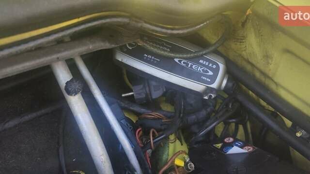Желтый Мерседес Sprinter, объемом двигателя 2.7 л и пробегом 329 тыс. км за 19000 $, фото 39 на Automoto.ua