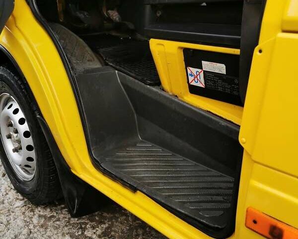 Жовтий Мерседес Sprinter, об'ємом двигуна 2.15 л та пробігом 605 тис. км за 8500 $, фото 12 на Automoto.ua