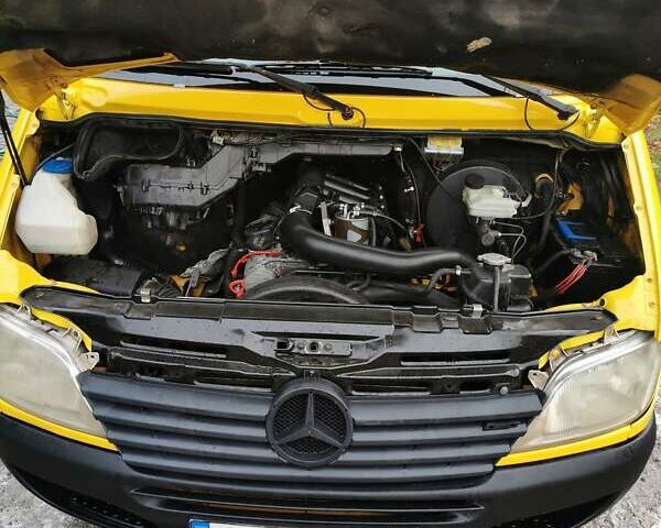 Жовтий Мерседес Sprinter, об'ємом двигуна 2.15 л та пробігом 605 тис. км за 8500 $, фото 16 на Automoto.ua