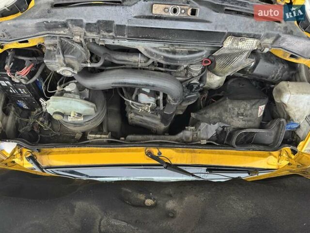 Жовтий Мерседес Sprinter, об'ємом двигуна 2.15 л та пробігом 600 тис. км за 9700 $, фото 10 на Automoto.ua