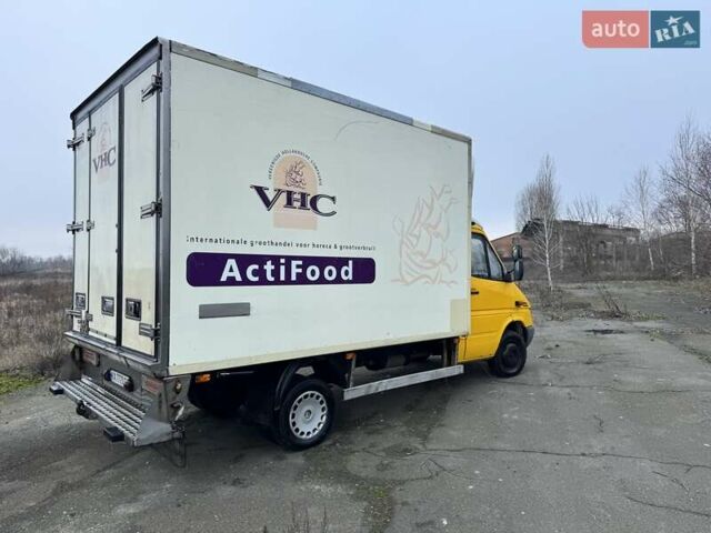 Жовтий Мерседес Sprinter, об'ємом двигуна 2.15 л та пробігом 600 тис. км за 9700 $, фото 2 на Automoto.ua