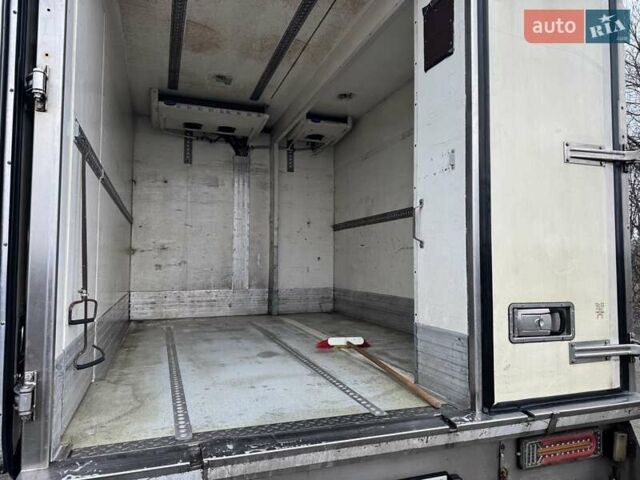 Жовтий Мерседес Sprinter, об'ємом двигуна 2.15 л та пробігом 600 тис. км за 9700 $, фото 6 на Automoto.ua