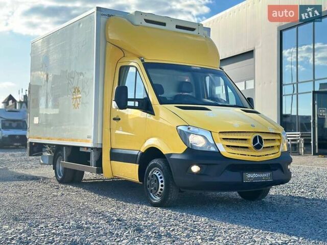 Желтый Мерседес Sprinter, объемом двигателя 2.2 л и пробегом 195 тыс. км за 27900 $, фото 5 на Automoto.ua