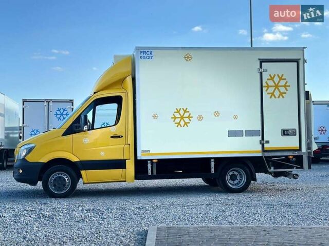 Желтый Мерседес Sprinter, объемом двигателя 2.2 л и пробегом 195 тыс. км за 27900 $, фото 8 на Automoto.ua