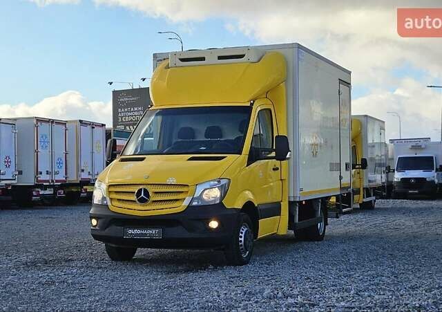 Желтый Мерседес Sprinter, объемом двигателя 2.2 л и пробегом 195 тыс. км за 26800 $, фото 6 на Automoto.ua