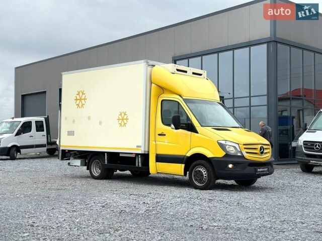 Желтый Мерседес Sprinter, объемом двигателя 2.2 л и пробегом 195 тыс. км за 24900 $, фото 3 на Automoto.ua