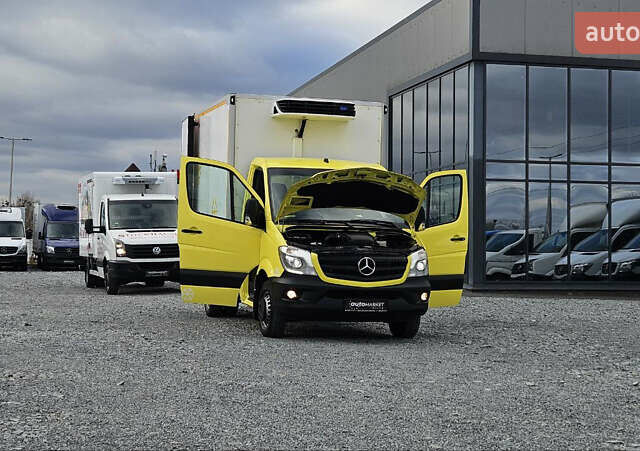 Желтый Мерседес Sprinter, объемом двигателя 3 л и пробегом 200 тыс. км за 33900 $, фото 22 на Automoto.ua