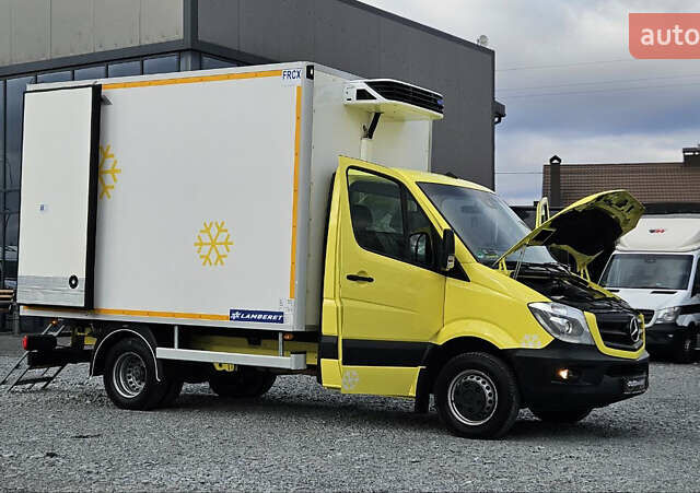 Желтый Мерседес Sprinter, объемом двигателя 3 л и пробегом 200 тыс. км за 33900 $, фото 17 на Automoto.ua