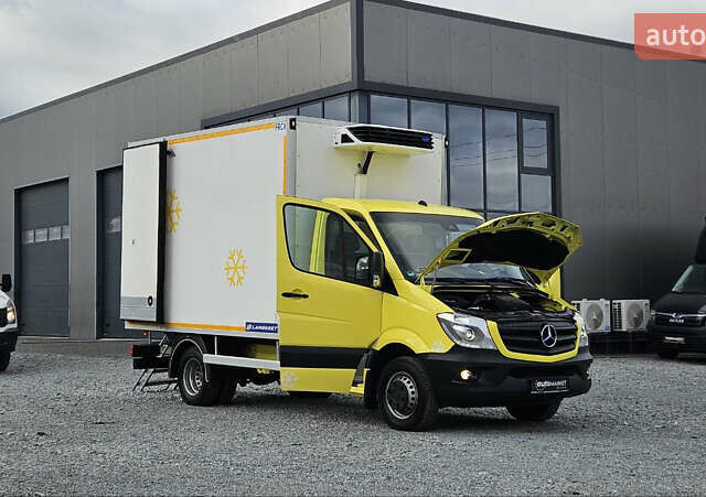 Желтый Мерседес Sprinter, объемом двигателя 3 л и пробегом 200 тыс. км за 33900 $, фото 18 на Automoto.ua