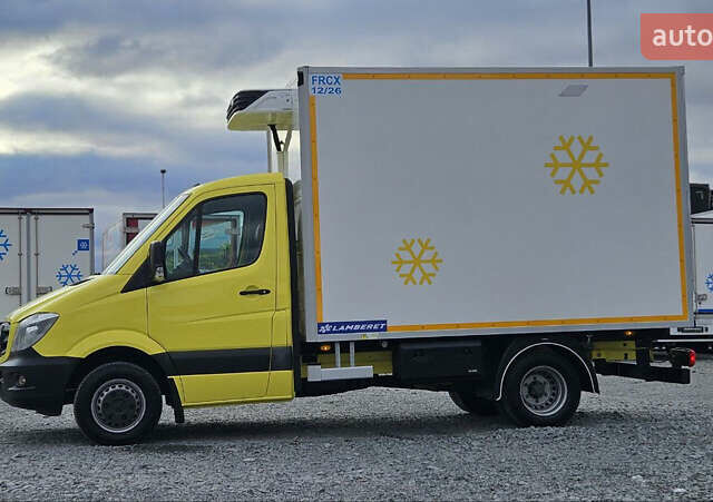 Желтый Мерседес Sprinter, объемом двигателя 3 л и пробегом 200 тыс. км за 33900 $, фото 12 на Automoto.ua