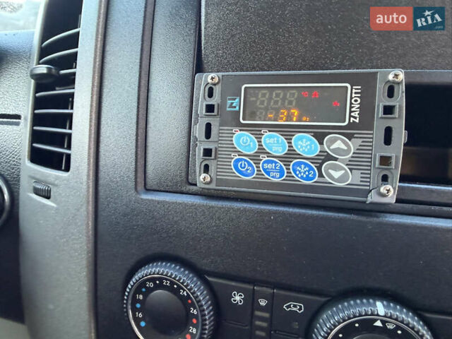 Жовтий Мерседес Sprinter, об'ємом двигуна 2.2 л та пробігом 307 тис. км за 19300 $, фото 32 на Automoto.ua