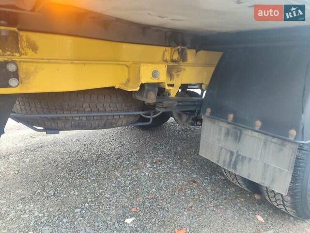 Жовтий Мерседес Sprinter, об'ємом двигуна 2.1 л та пробігом 131 тис. км за 34900 $, фото 12 на Automoto.ua