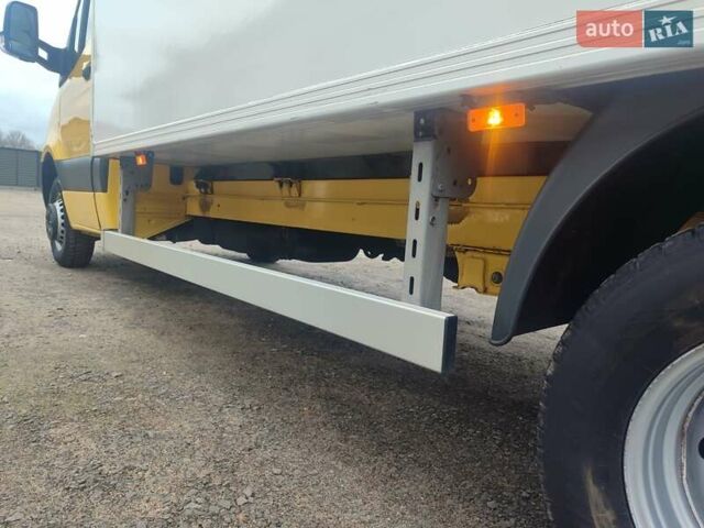 Жовтий Мерседес Sprinter, об'ємом двигуна 2.1 л та пробігом 131 тис. км за 34900 $, фото 11 на Automoto.ua