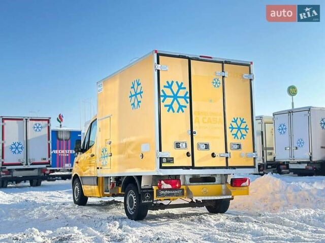 Желтый Мерседес Sprinter, объемом двигателя 2.2 л и пробегом 133 тыс. км за 25800 $, фото 11 на Automoto.ua