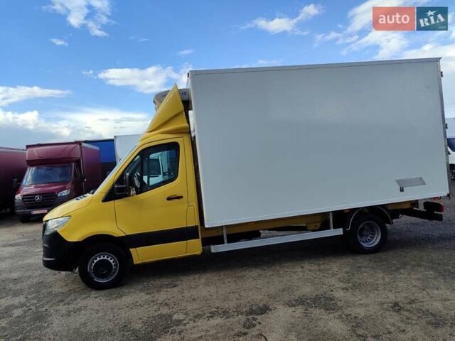 Жовтий Мерседес Sprinter, об'ємом двигуна 2.1 л та пробігом 160 тис. км за 34500 $, фото 1 на Automoto.ua