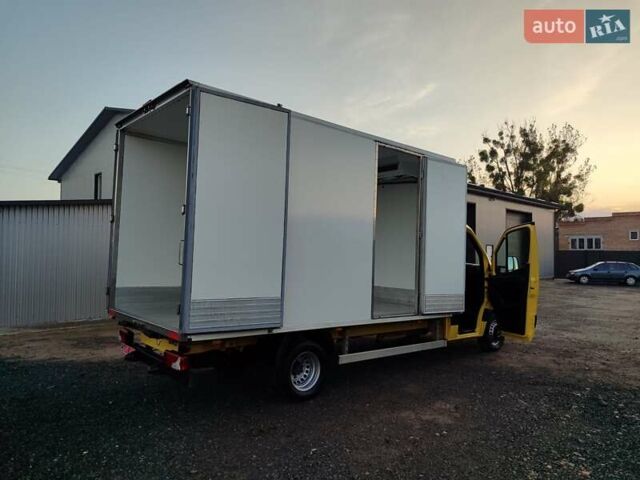 Желтый Мерседес Sprinter, объемом двигателя 2.1 л и пробегом 175 тыс. км за 34300 $, фото 7 на Automoto.ua