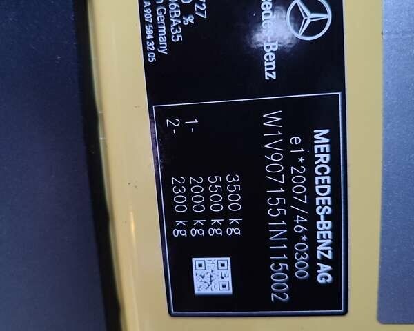 Желтый Мерседес Sprinter, объемом двигателя 2.1 л и пробегом 175 тыс. км за 34300 $, фото 24 на Automoto.ua