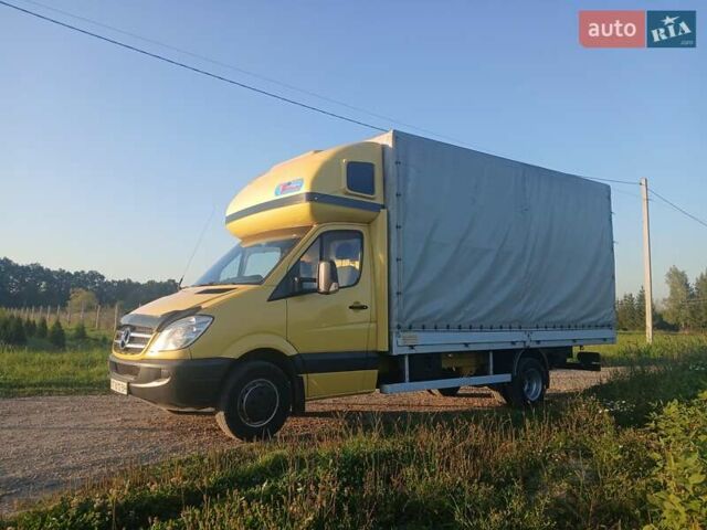 Желтый Мерседес Sprinter, объемом двигателя 2.87 л и пробегом 397 тыс. км за 15500 $, фото 1 на Automoto.ua
