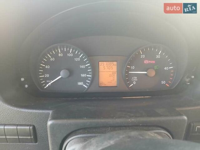 Желтый Мерседес Sprinter, объемом двигателя 2.87 л и пробегом 397 тыс. км за 15500 $, фото 6 на Automoto.ua