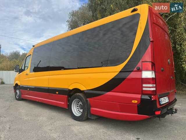 Желтый Мерседес Sprinter, объемом двигателя 0 л и пробегом 84 тыс. км за 49800 $, фото 6 на Automoto.ua