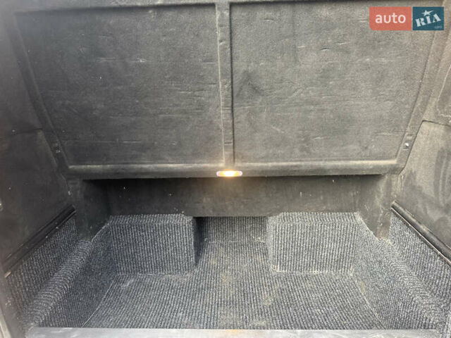 Желтый Мерседес Sprinter, объемом двигателя 0 л и пробегом 84 тыс. км за 49800 $, фото 8 на Automoto.ua
