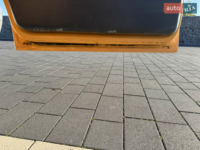 Желтый Мерседес Sprinter, объемом двигателя 2.2 л и пробегом 620 тыс. км за 6300 $, фото 47 на Automoto.ua