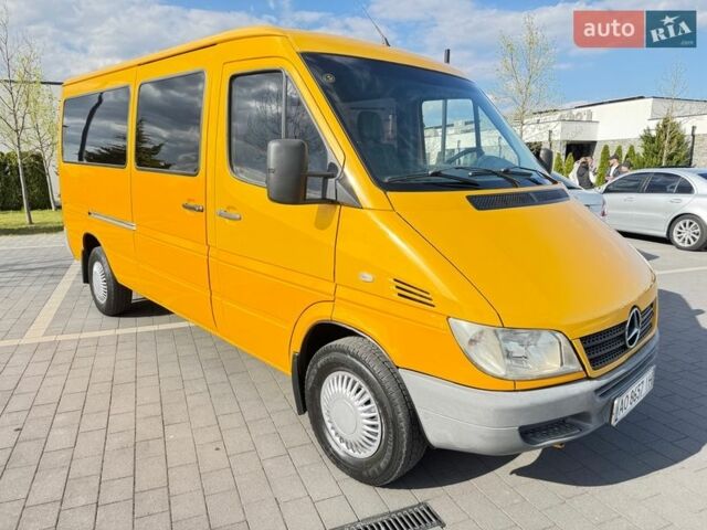Жовтий Мерседес Sprinter, об'ємом двигуна 2.15 л та пробігом 348 тис. км за 7200 $, фото 2 на Automoto.ua