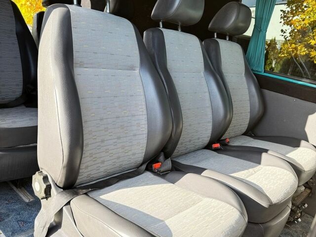 Жовтий Мерседес Sprinter, об'ємом двигуна 2.2 л та пробігом 620 тис. км за 7300 $, фото 27 на Automoto.ua