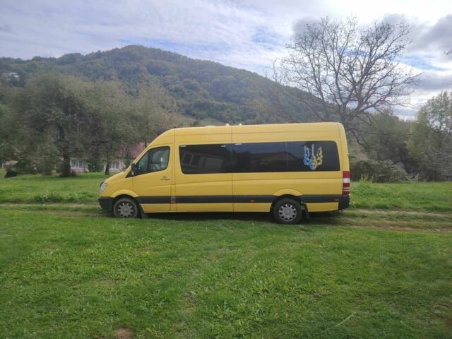Жовтий Мерседес Sprinter, об'ємом двигуна 2.1 л та пробігом 500 тис. км за 15500 $, фото 2 на Automoto.ua