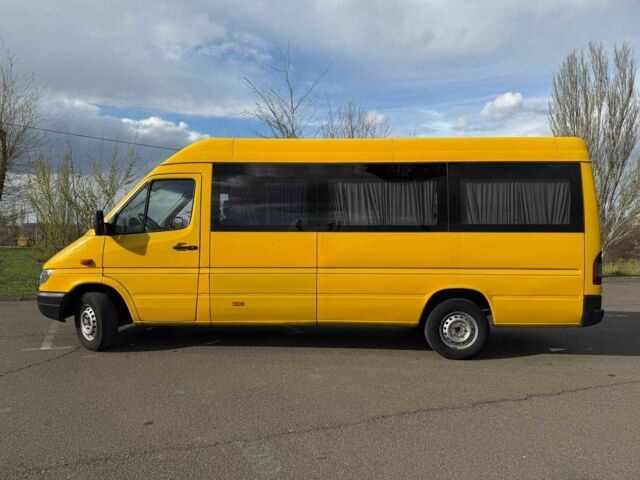 Жовтий Мерседес Sprinter, об'ємом двигуна 2.9 л та пробігом 703 тис. км за 5900 $, фото 5 на Automoto.ua