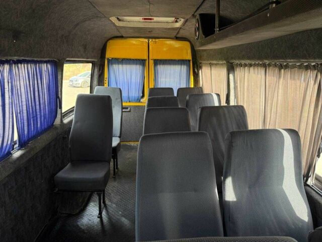 Жовтий Мерседес Sprinter, об'ємом двигуна 2.9 л та пробігом 703 тис. км за 5900 $, фото 14 на Automoto.ua