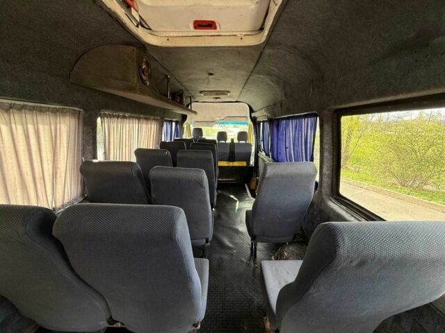 Жовтий Мерседес Sprinter, об'ємом двигуна 2.9 л та пробігом 703 тис. км за 5900 $, фото 9 на Automoto.ua