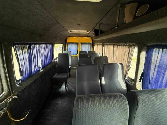 Жовтий Мерседес Sprinter, об'ємом двигуна 2.9 л та пробігом 703 тис. км за 5900 $, фото 13 на Automoto.ua