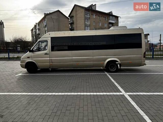 Жовтий Мерседес Sprinter, об'ємом двигуна 2.7 л та пробігом 5 тис. км за 21200 $, фото 8 на Automoto.ua