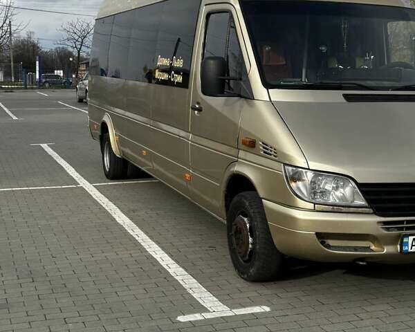 Жовтий Мерседес Sprinter, об'ємом двигуна 2.7 л та пробігом 5 тис. км за 21200 $, фото 2 на Automoto.ua