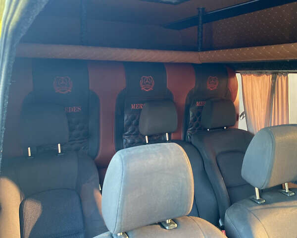Жовтий Мерседес Sprinter, об'ємом двигуна 0 л та пробігом 600 тис. км за 11000 $, фото 3 на Automoto.ua