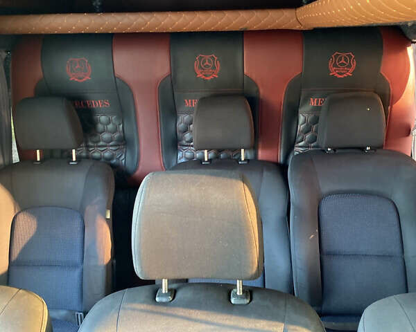 Жовтий Мерседес Sprinter, об'ємом двигуна 0 л та пробігом 600 тис. км за 11000 $, фото 4 на Automoto.ua