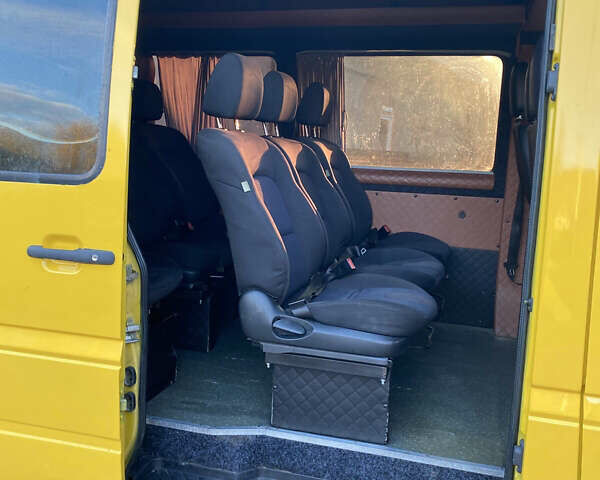 Жовтий Мерседес Sprinter, об'ємом двигуна 0 л та пробігом 600 тис. км за 11000 $, фото 2 на Automoto.ua