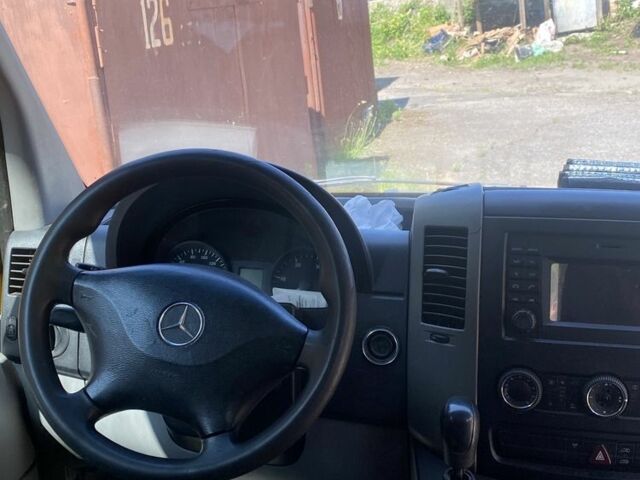 Желтый Мерседес Sprinter, объемом двигателя 2.2 л и пробегом 2 тыс. км за 7300 $, фото 5 на Automoto.ua