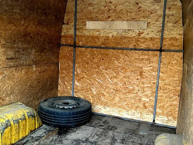 Желтый Мерседес Sprinter, объемом двигателя 2.9 л и пробегом 0 тыс. км за 5000 $, фото 9 на Automoto.ua