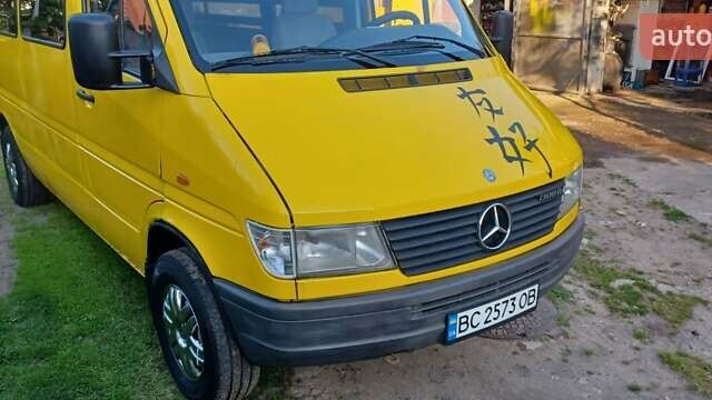 Желтый Мерседес Sprinter, объемом двигателя 2.3 л и пробегом 455 тыс. км за 6700 $, фото 36 на Automoto.ua