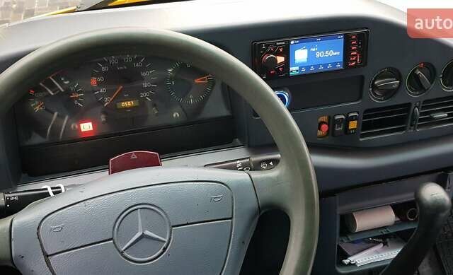 Мерседес Sprinter 1999 в Синельниковом на Automoto.ua Желтый Мерседес Sprinter, объемом двигателя 2.3 л и пробегом 488 тыс. км за 5500 $, фото 9 на Automoto.ua