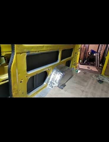 Мерседес Sprinter 1999 в Синельниковом на Automoto.ua Желтый Мерседес Sprinter, объемом двигателя 2.3 л и пробегом 488 тыс. км за 5500 $, фото 32 на Automoto.ua