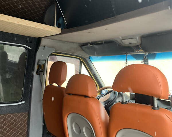 Жовтий Мерседес Sprinter, об'ємом двигуна 2.15 л та пробігом 433 тис. км за 7500 $, фото 16 на Automoto.ua