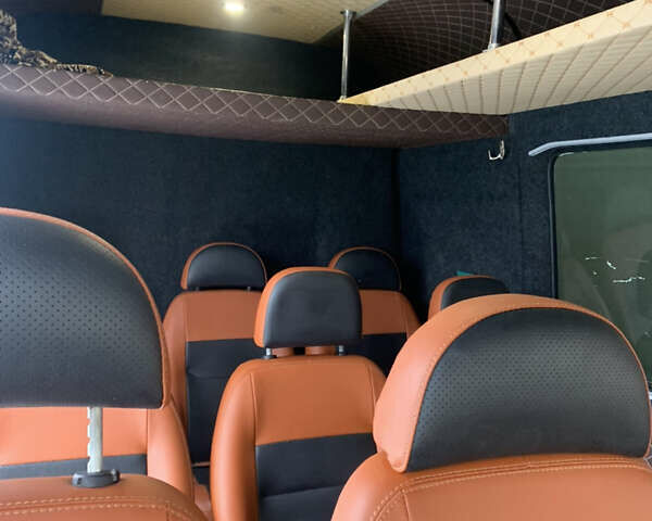 Жовтий Мерседес Sprinter, об'ємом двигуна 2.15 л та пробігом 433 тис. км за 7500 $, фото 8 на Automoto.ua