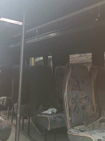 Желтый Мерседес Sprinter, объемом двигателя 2.2 л и пробегом 300 тыс. км за 15000 $, фото 1 на Automoto.ua