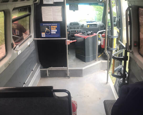 Желтый Мерседес Sprinter, объемом двигателя 2.15 л и пробегом 5 тыс. км за 6300 $, фото 3 на Automoto.ua