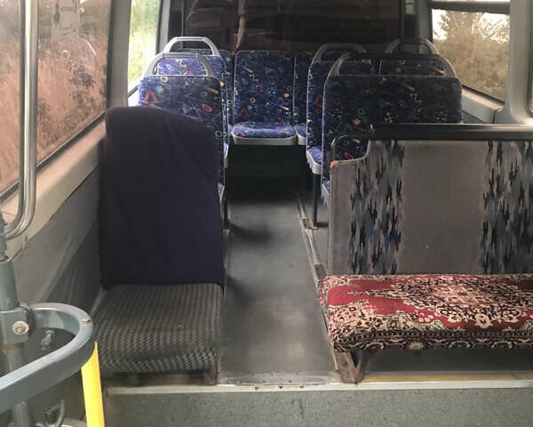 Желтый Мерседес Sprinter, объемом двигателя 2.15 л и пробегом 5 тыс. км за 6300 $, фото 2 на Automoto.ua