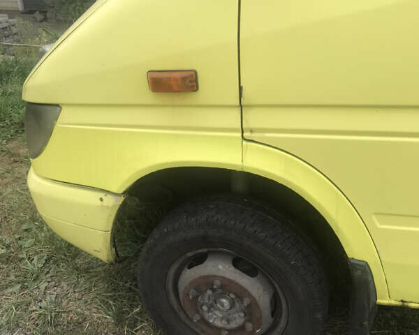 Желтый Мерседес Sprinter, объемом двигателя 2.15 л и пробегом 5 тыс. км за 6300 $, фото 9 на Automoto.ua